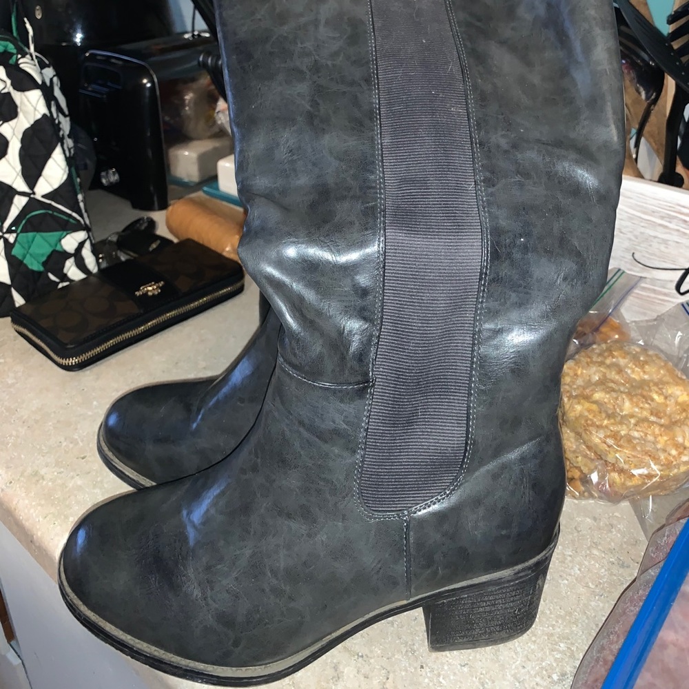 Torrid tall boots